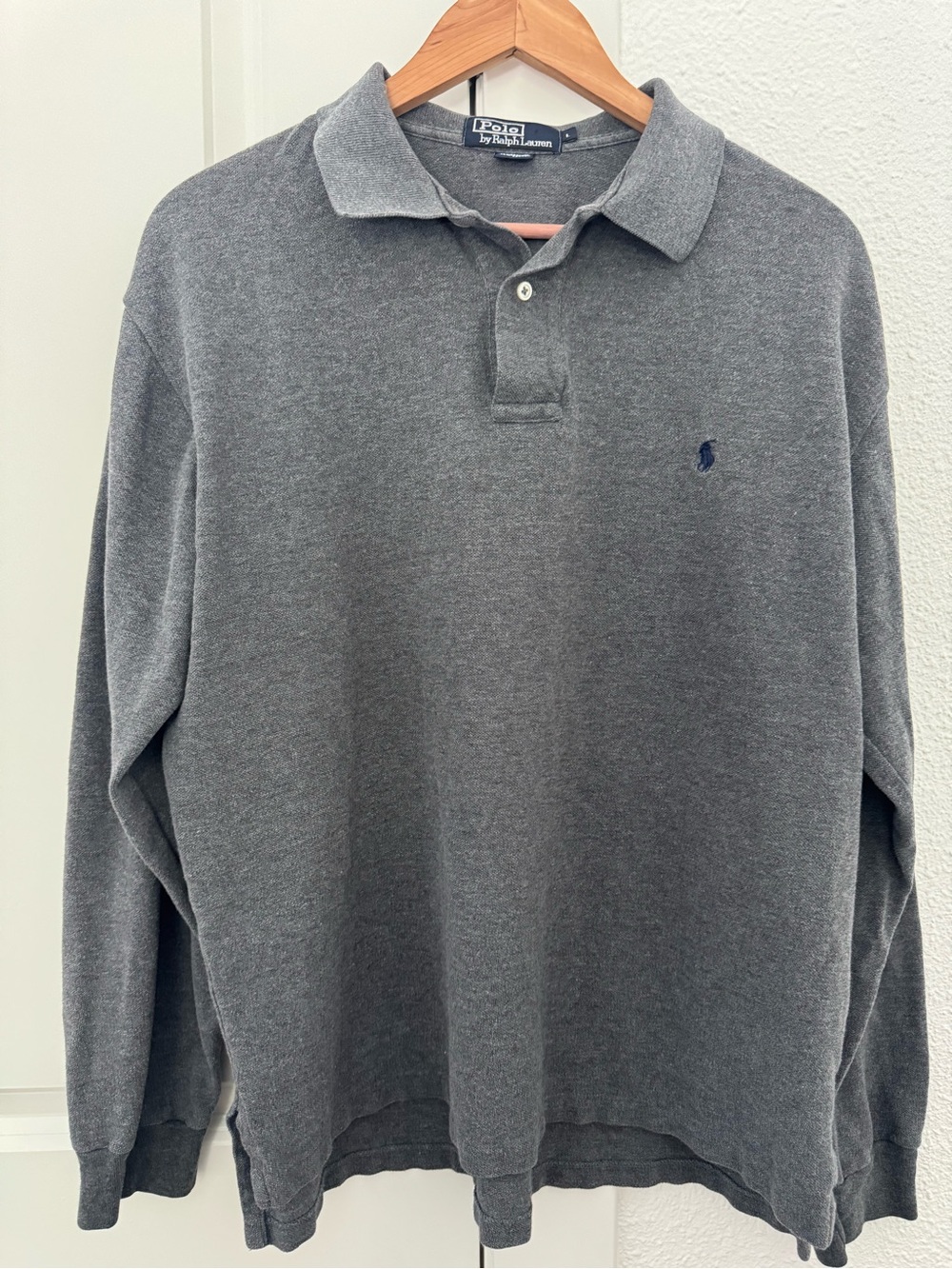 Polo by Ralph Lauren Men's Customs Fit Long-Sleeve Polo in Heather Gray S-Large